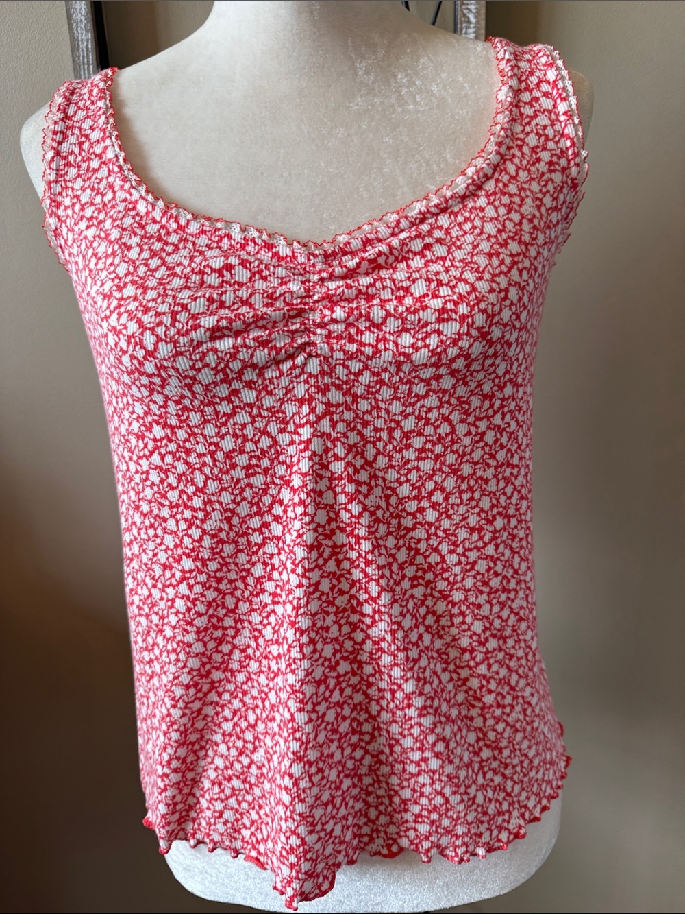 Old Navy Red and White Floral Ruched Camisole